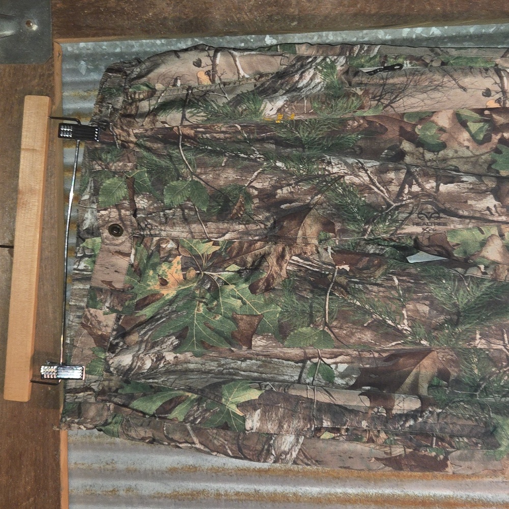 Realtree camouflage pants.